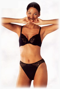 dessous_model.jpg (18480 Byte)